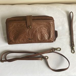 The Sak Iris Leather Smartphone Crossbody Bag